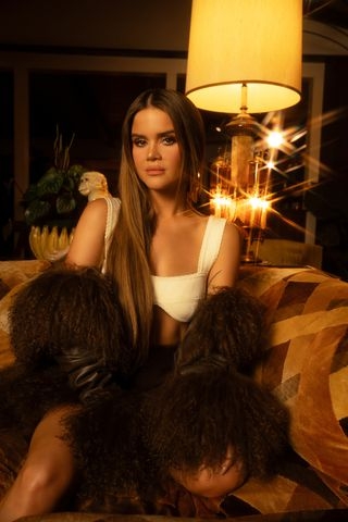 Maren Morris Shares Soulful Empowerment Anthem 'Carry Me Through' from Upcoming Album 'Dreamsicle'