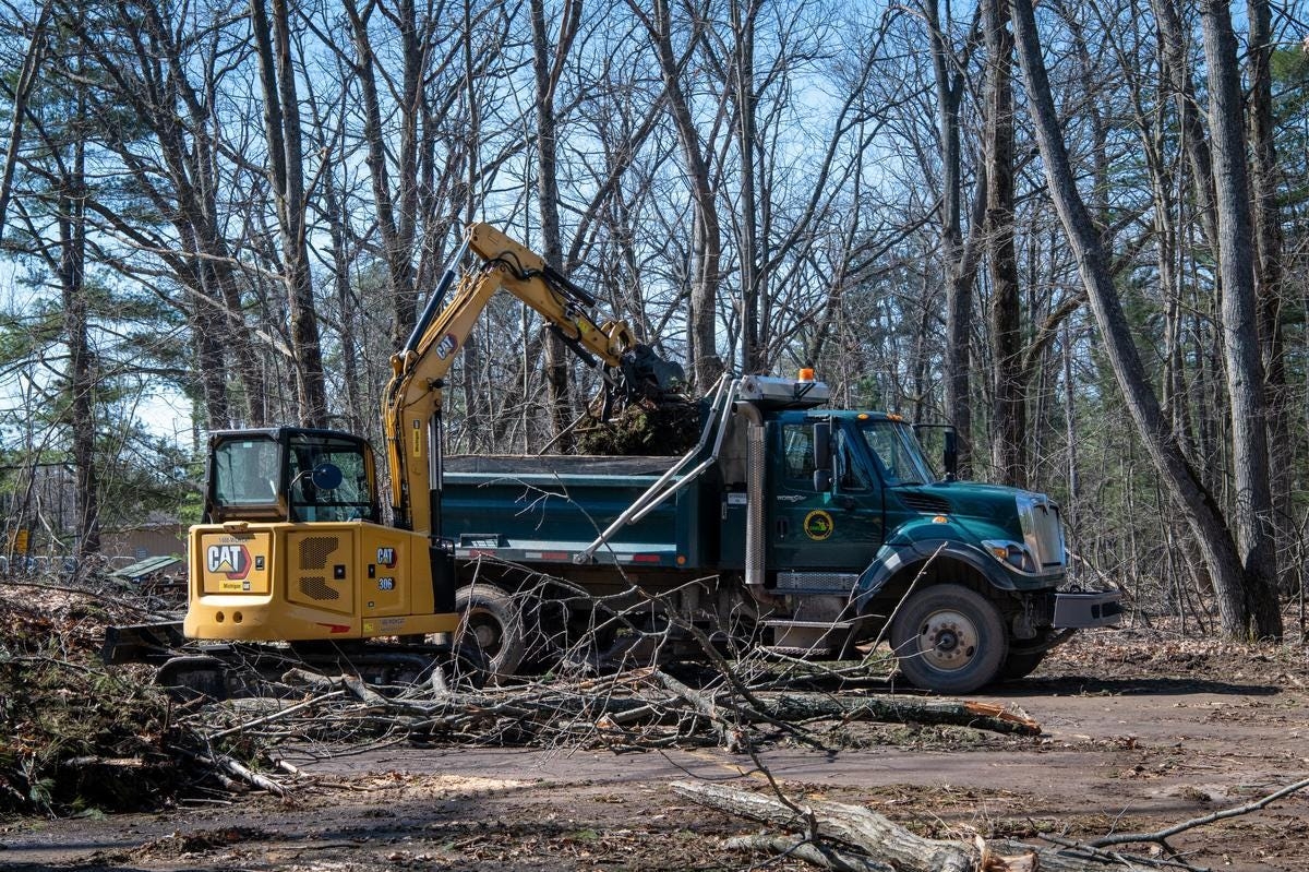 DNR warns Memorial Day weekend travelers to be aware of lingering ice storm damage