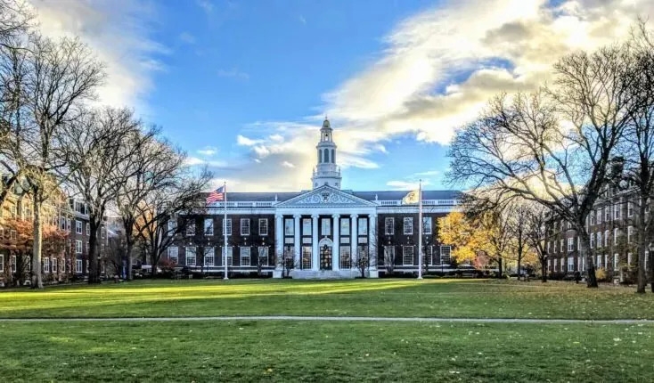 Harvard Business School Students Launch $1 Million Class Fund to Back Their Own