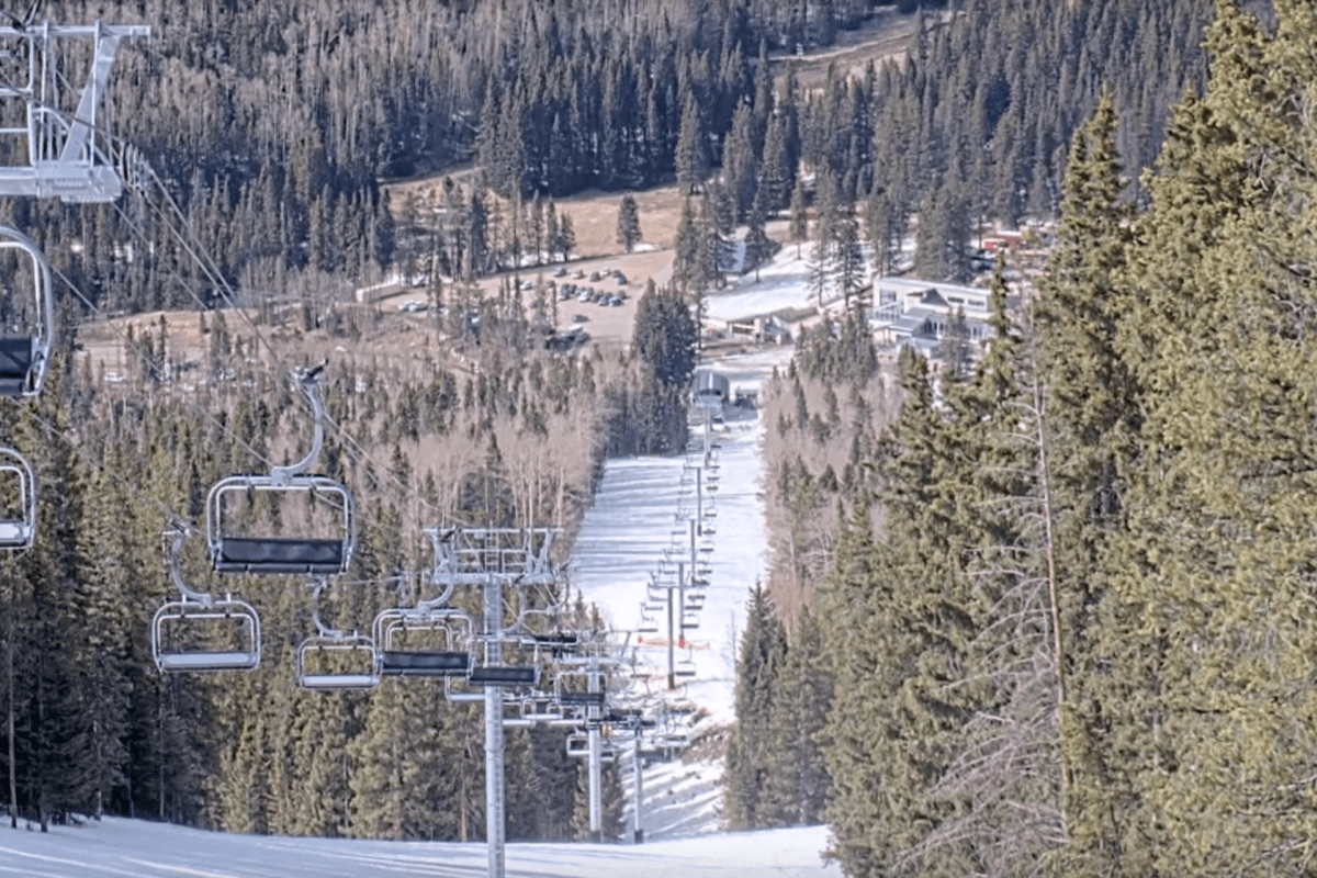 "Rapidly Diminishing Snow": New Mexico Ski Area To Close a Week Early