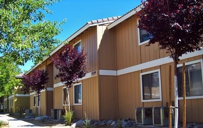 Hamilton Zanze Sponsors the Acquisition of Two Garden-Style Communities in Reno Area