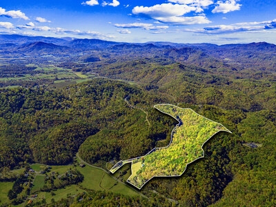 $5 Million Tennessee Mountain Home on 55 Acres Selling at Luxury Auction® Aug 9
