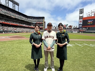 EVA AIR AND THE SAN FRANCISCO GIANTS TEAMED UP TO CELEBRATE HELLO KITTY® DAY AT ORACLE PARK