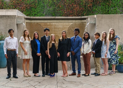 EECU Awards $60,000 in College Scholarships