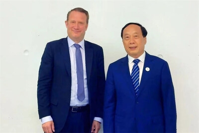 Ren Xianliang meets with ICANN president & CEO