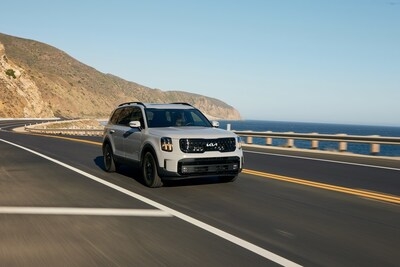 SEVEN KIA MODELS WIN 2025 CAR AND DRIVER EDITORS' CHOICE AWARDS