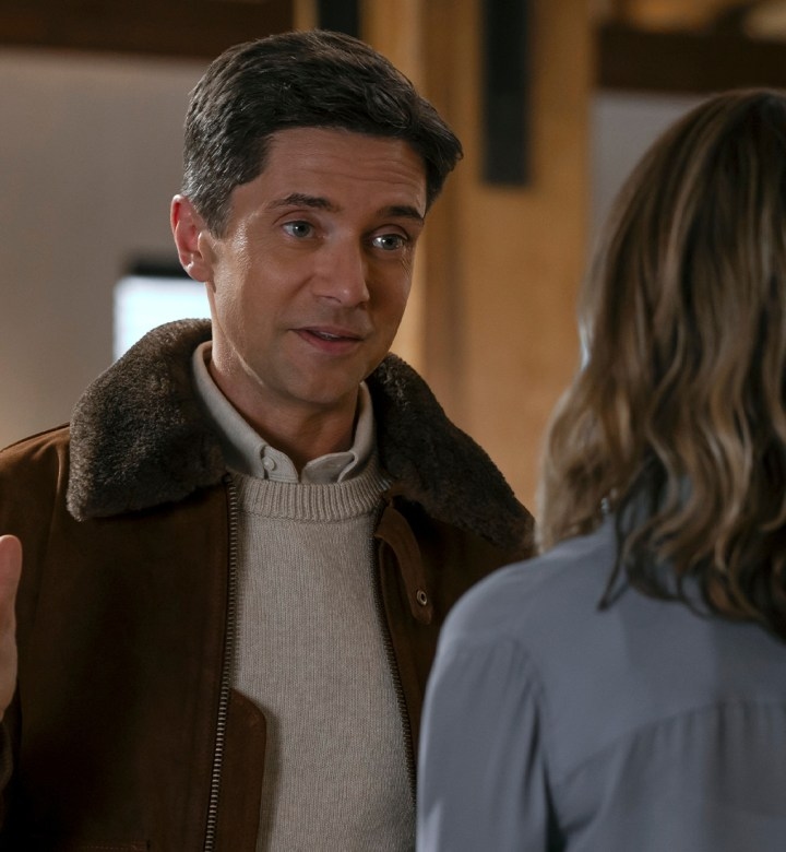 Netflix's #1 Show Is a Twisty Murder Drama Based on Real Events & It Looks Seriously Binge-Worthy