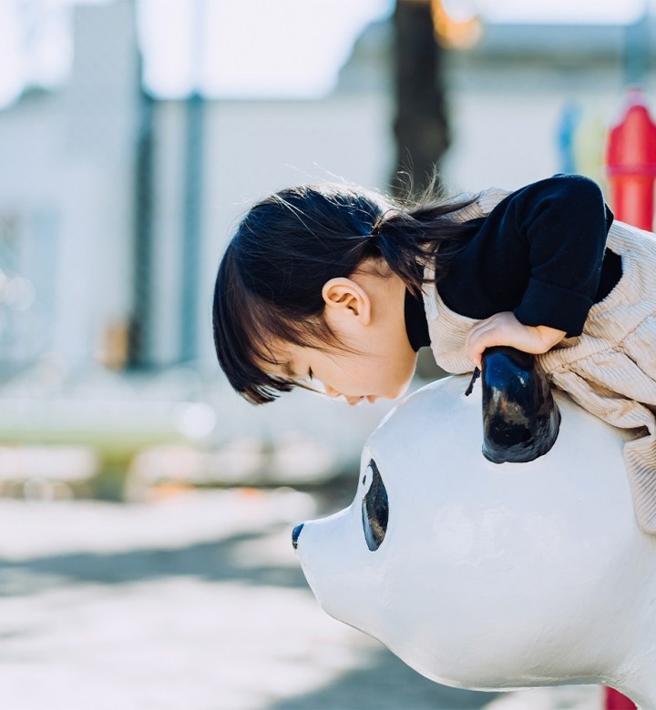 Stop Helicopter Parenting and Start Panda Parenting, Say Experts