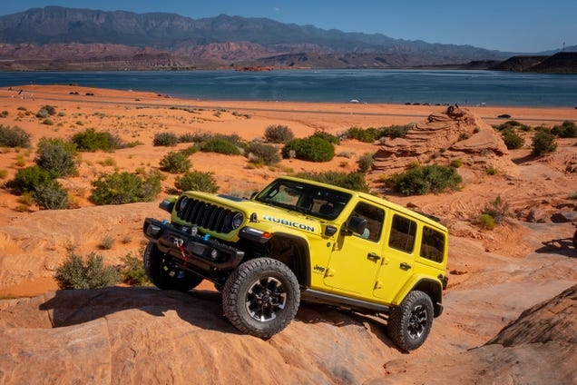 The 10 cars with the highest resale value