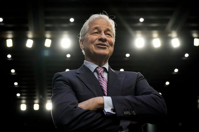 Jamie Dimon says JPMorgan will let customers buy Bitcoin