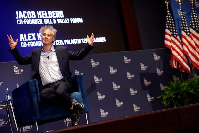 Palantir stock sinks 15% because the AI boom isn't enough for Wall Street