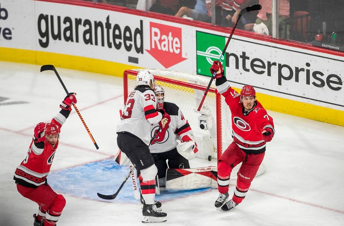 Carolina Hurricanes forward retires from NHL due to injuries