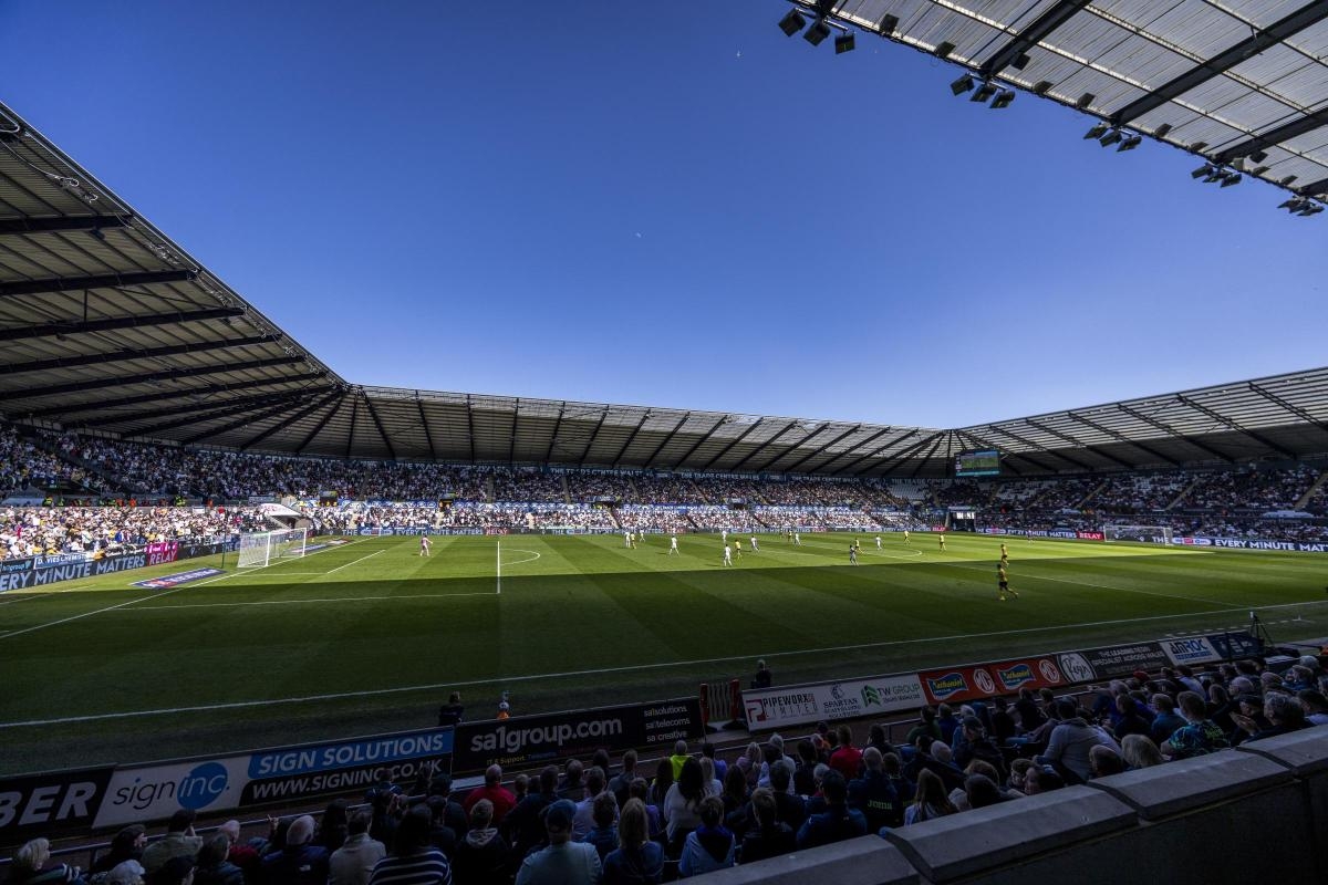 Former Reading loanee returns to English football with Championship coaching role