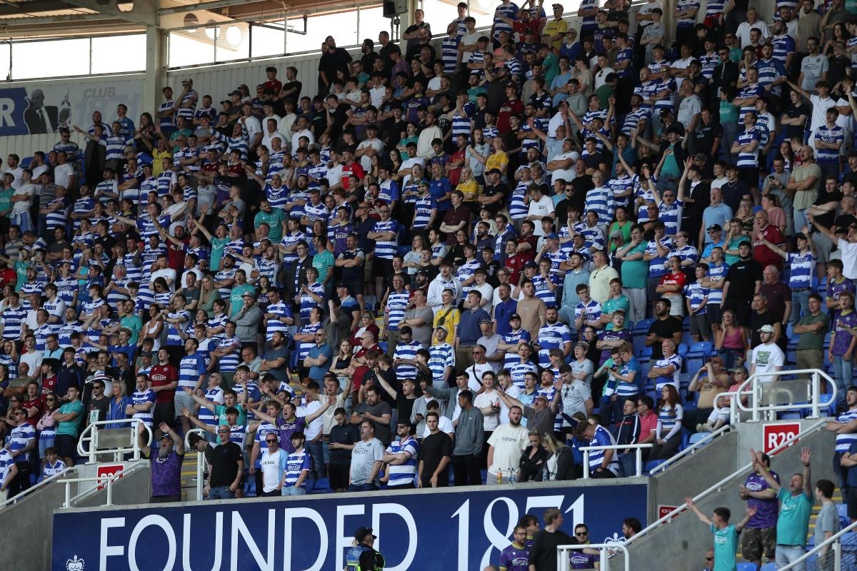 Reading supporters encouraged to bring blue and white balloons on opening home match