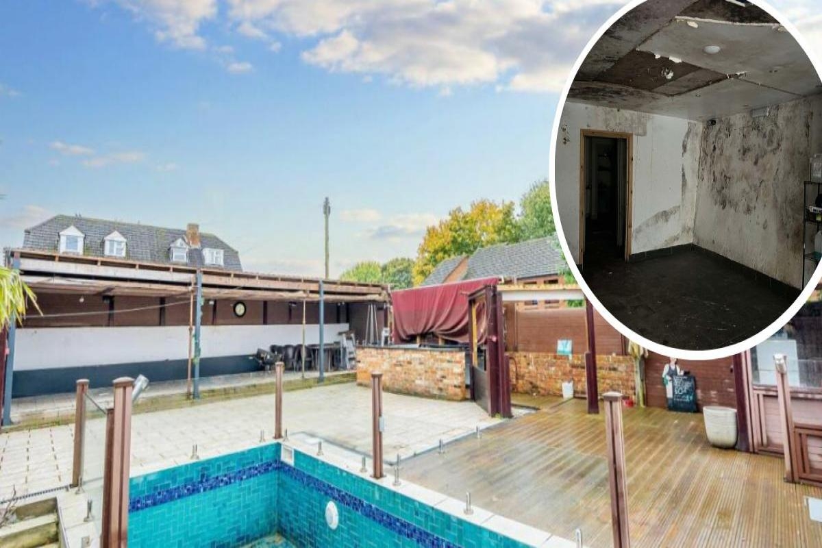Reading pub with rooftop pool back up for sale after previously being under offer