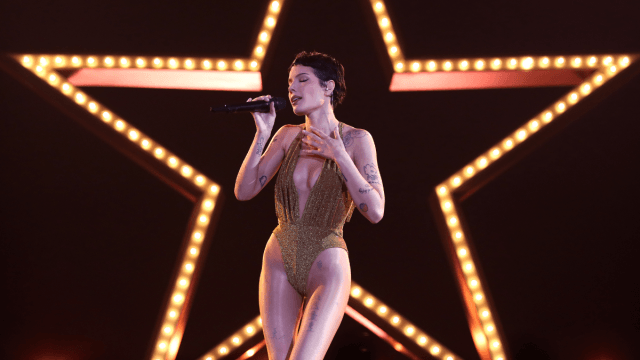 Halsey Alerts & Saves Crew From Getting Burned During Concert