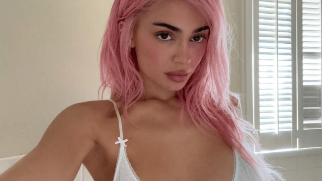 Photos: Kylie Jenner Raises the Bar for Workout Fits in a Plunging Bra Top & Tiny Shorts