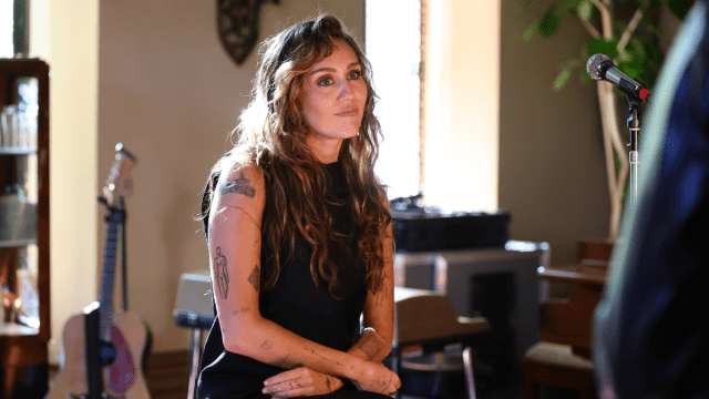 Miley Cyrus Gets Salmon Sperm Facial & Her Experience Is Unexpected