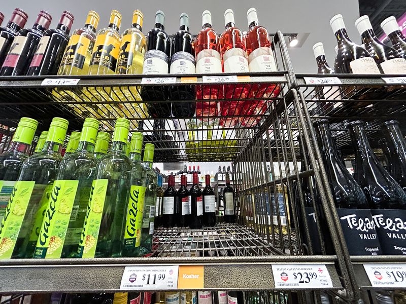 Manischewitz wine in trade crossfire as Canadian Jews prepare for Passover