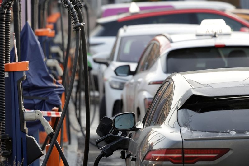 Global EV sales rise in April despite trade disruptions, research finds