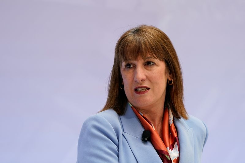 Britain announces 1 billion pound AESC gigafactory funding deal