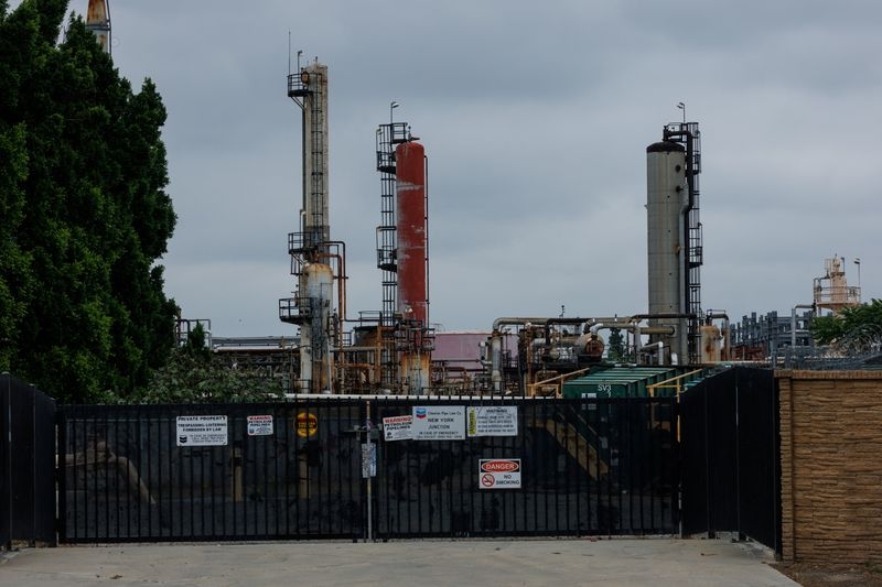 The airline industry's dirty secret: Clean jet fuel failures