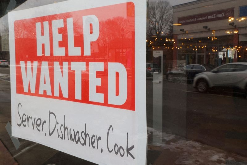 US private payrolls increase in July