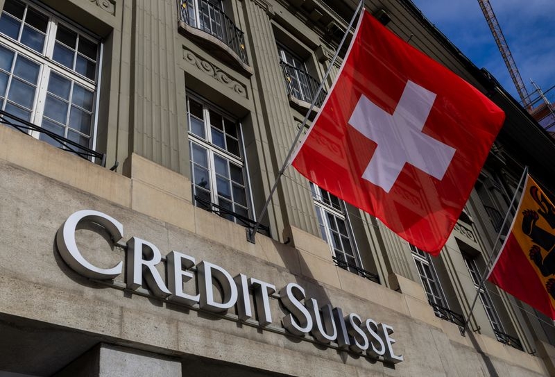 Swiss court rules that Credit Suisse bonus cuts were unlawful