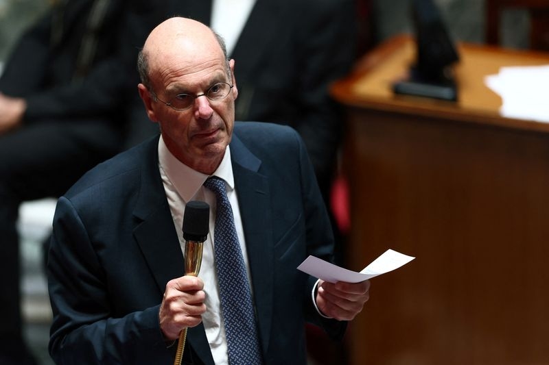 French minister calls for extension of EU-US trade talks