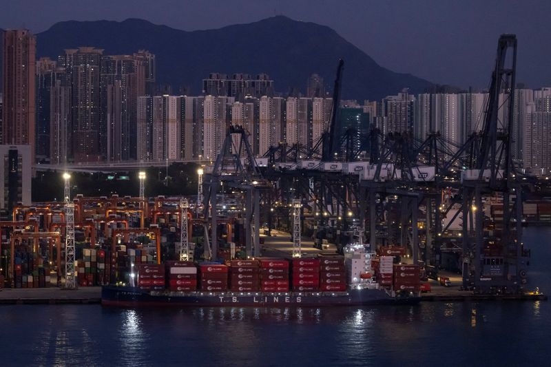 Instant View: China to impose extra tariffs of 10%-15% on various US products