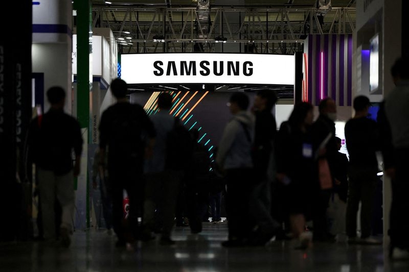 Samsung Q1 profit to drop 21% on weak AI chip sales, foundry losses