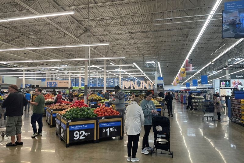 Walmart bets on AI super agents to boost e-commerce growth