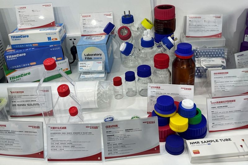 China pharma firms turn to local reagent suppliers to cut costs and delivery times