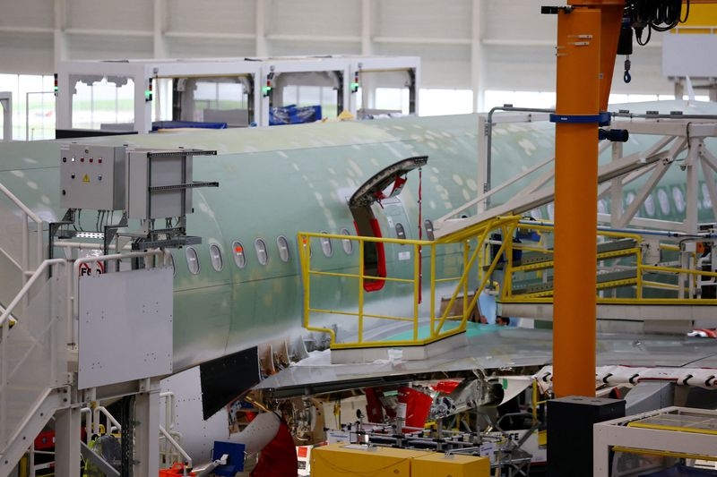 Aerospace firms scour contracts over tariffs after supplier challenge