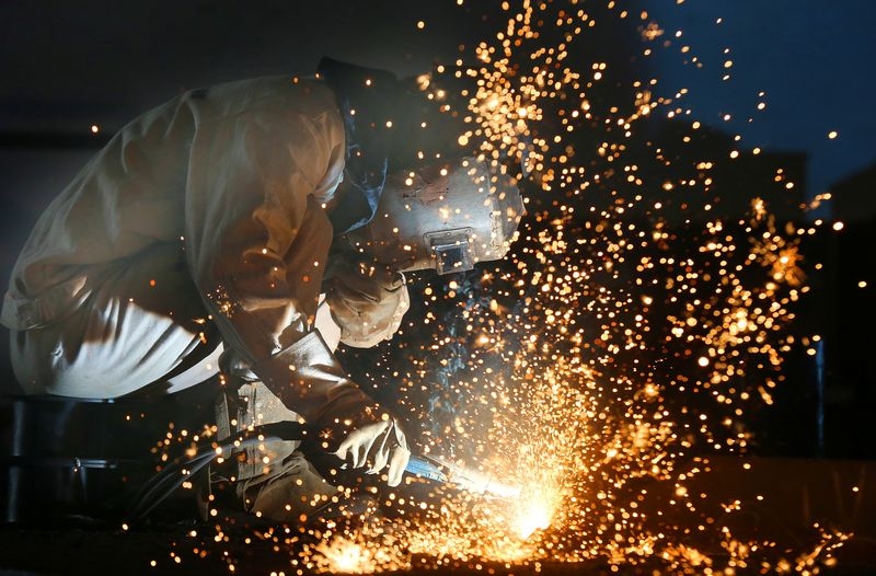 China's manufacturing activity shrinks as exports drag, S&P PMI shows