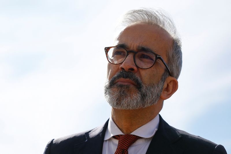 Portuguese, Chinese foreign ministers to hold talks as Trump-EU trade tensions rise