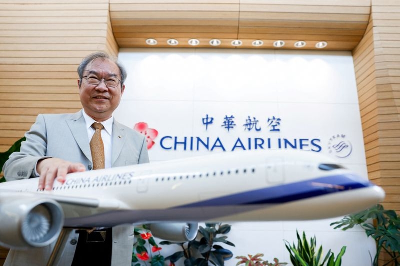 Taiwan's China Airlines postpones retirement of older planes due to Boeing 787 delays