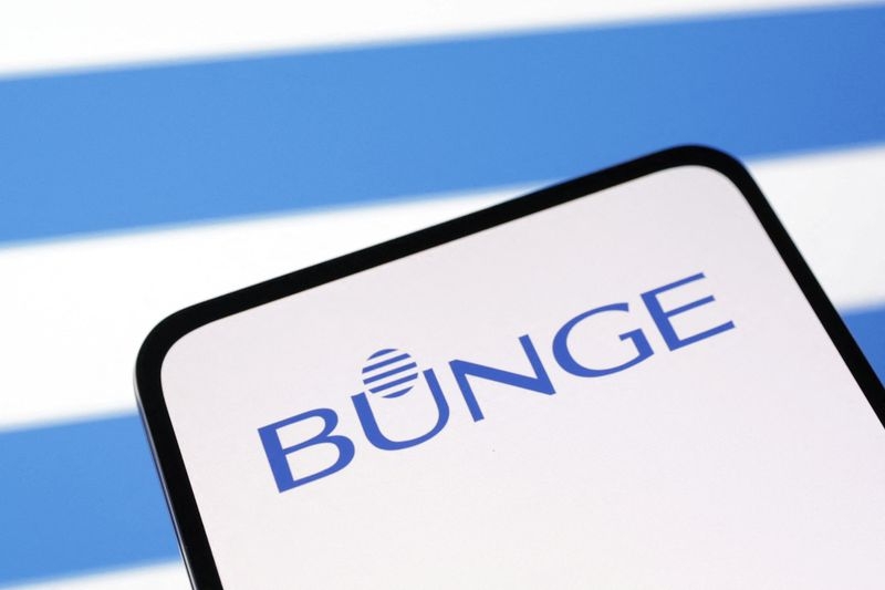 Bunge's merger with Viterra stalled by US-China trade tensions, Bloomberg reports