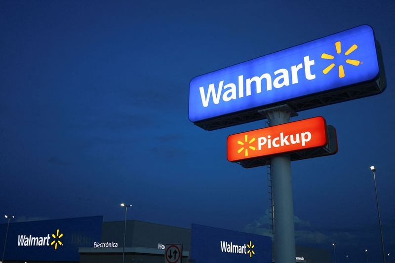 Walmart's Mexico unit profit edges up, slightly below forecasts