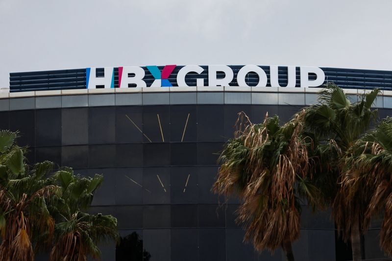 Spain's HBX slides around 20% after full-year guidance trim