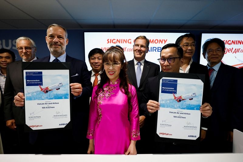Airbus seals VietJet deal as hopes rise at air show for end to tariffs