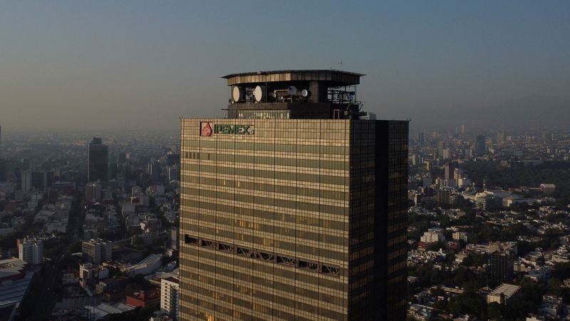 Mexico's Pemex swings to net profit in Q2