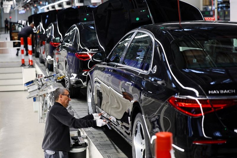 European car sales rise in March as EV gain offsets falling combustion engines