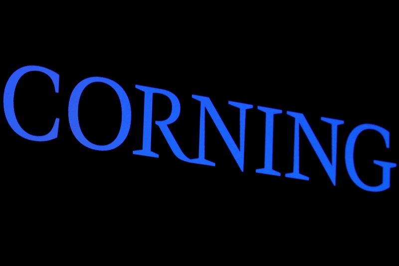 Corning forecasts Q1 results above estimates on robust demand for AI-related infrastructure