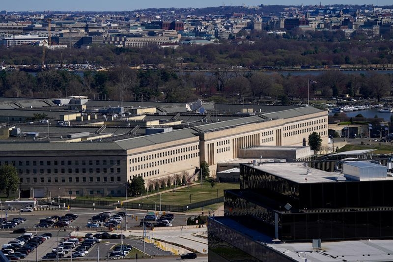 How the unraveling of two Pentagon projects may result in a costly do-over