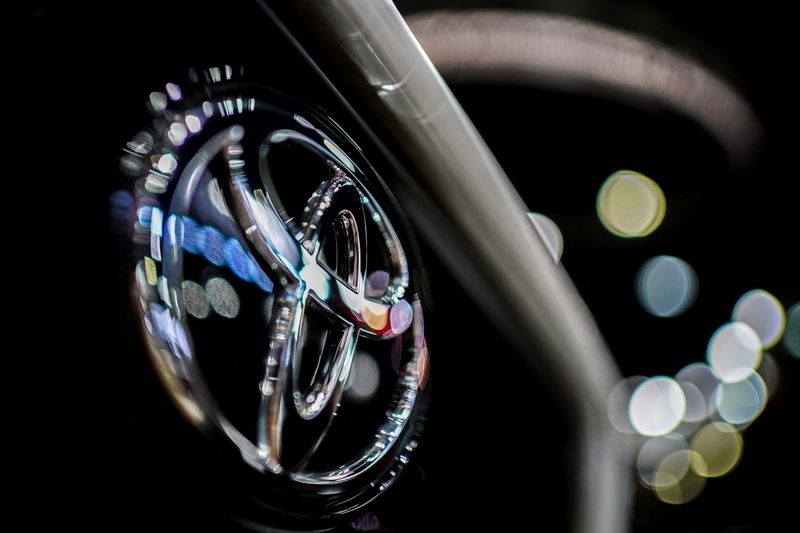 Toyota's first-quarter US auto sales rise nearly 1%