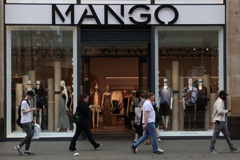 Spanish fashion co Mango's sales rise 8% in 2024