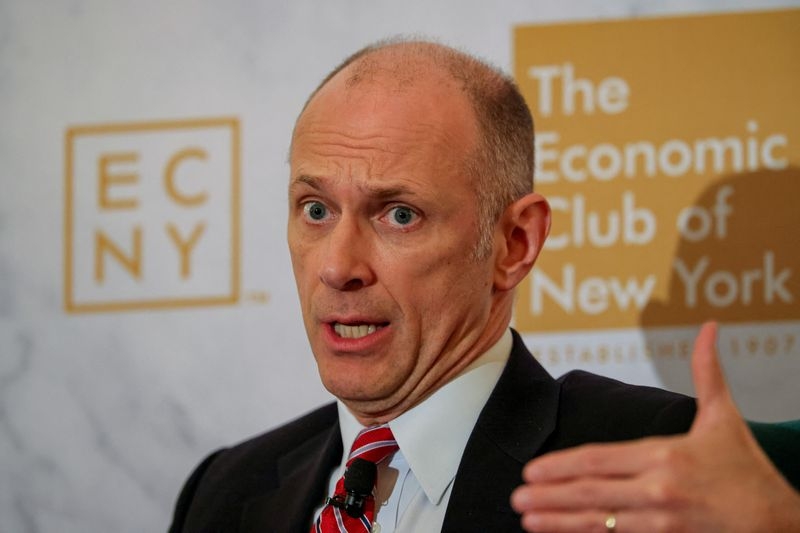 Fed's Goolsbee: if tariffs are avoided, policy rate can come down
