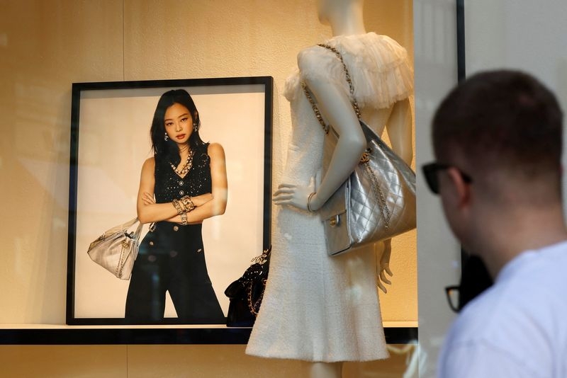 Chanel to keep investing despite choppy luxury market