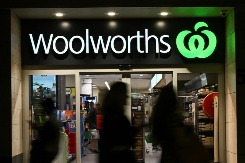 Strike, discounting hit H1 profit for Australia's Woolworths